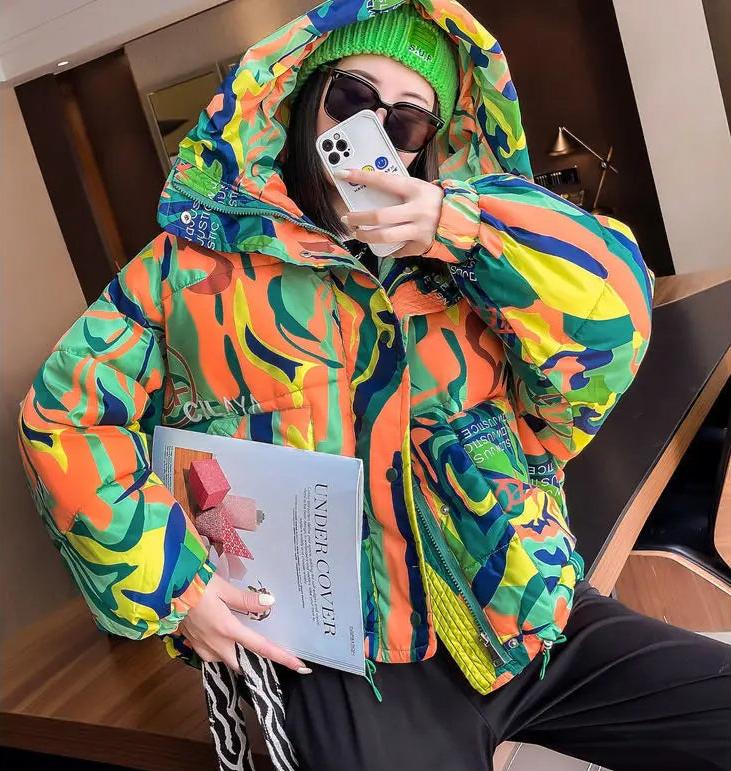 Parka imprimée à motifs colorés