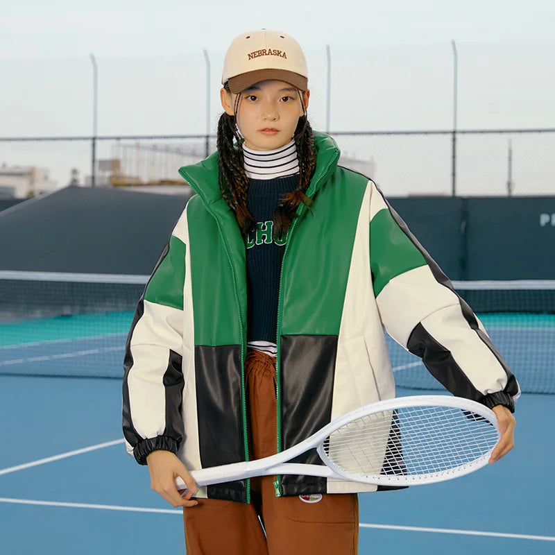 Parka d'hiver à capuche au design moderne