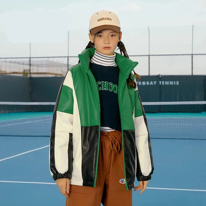 Parka d'hiver à capuche au design moderne