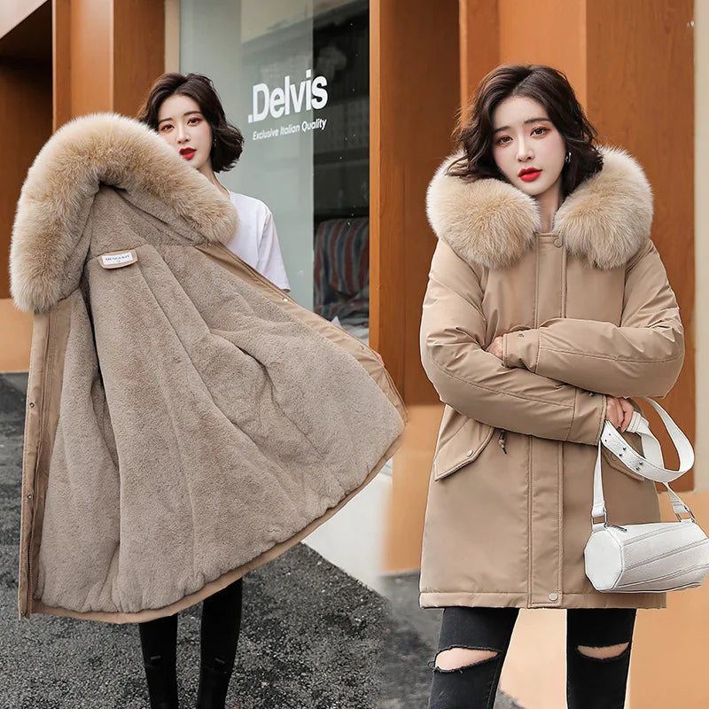 Parka d'hiver élégante avec fausse fourrure